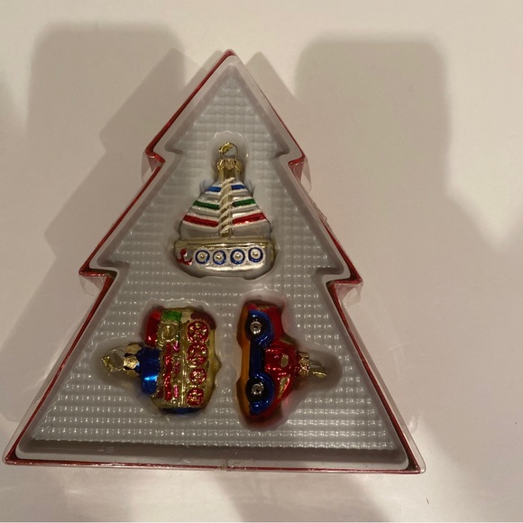 Christmas Street Hand Crafted European Style Glass Ornaments - Picture 5 of 7